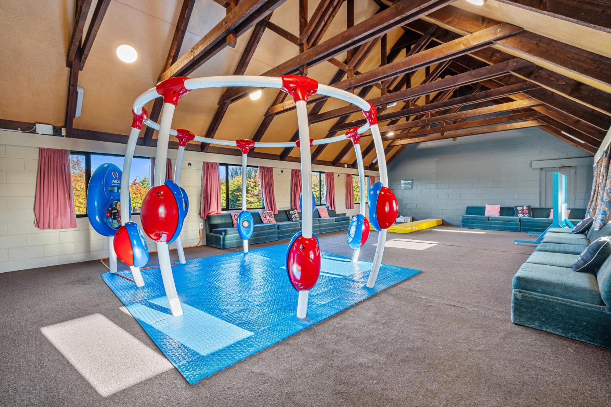 Tasman Holiday Parks - Крайстчёрч Экстерьер фото The Children's Hospital of Philadelphia