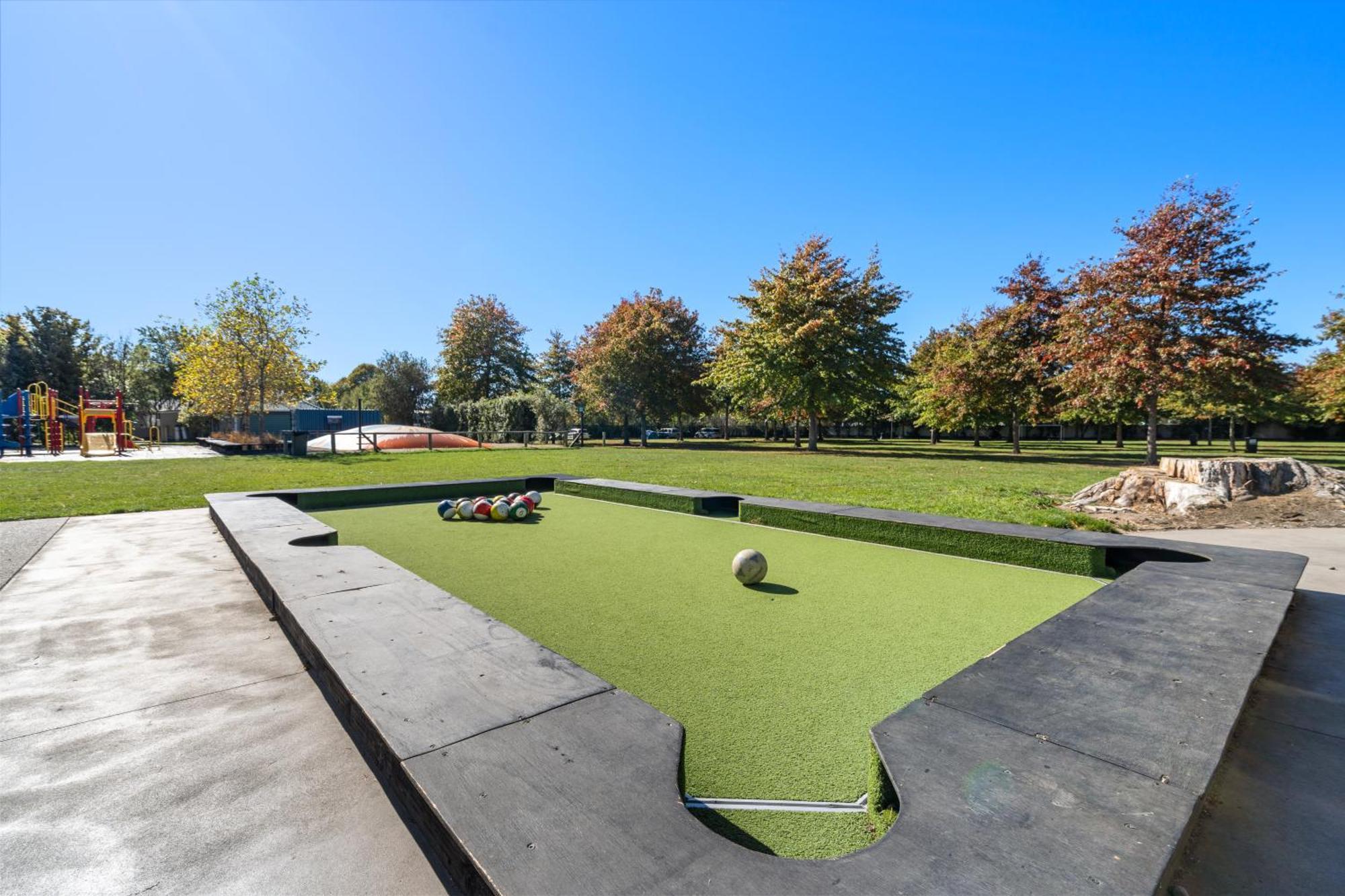 Tasman Holiday Parks - Крайстчёрч Экстерьер фото The 2015 World Bowls Centre